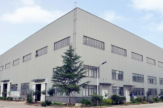 寶雞巨偉鈦業(yè)主營(yíng)產(chǎn)品有鈦合金鍛件,鈦合金棒,鈦合金加工件,鈦合金異形件,鈦靶,鉻靶,鋯靶,3D打印制粉鈦棒,鈦合金餅,鈦合金法蘭,鈦環(huán),鈦合金螺絲,鈦合金管,鈦合金方塊,TC4鈦合金鍛件,TC11鈦合金鍛件,TA15鈦合金鍛件,TC4鈦合金棒,TC11鈦合金棒,TC4鈦合金加工件,TA2鈦合金加工件,TC4鈦合金異形件,TA2鈦合金異形件,鈦靶材,鉻靶材,鋯靶材,TC4 3D打印制粉鈦棒,TA1 3D打印制粉鈦棒,TC4鈦合金餅,TC11鈦合金餅,TA15鈦合金餅,TC4鈦法蘭,TC11鈦法蘭,TA2鈦法蘭,TC4鈦合金環(huán),TC11鈦合金環(huán),TA15鈦合金環(huán),TC4鈦合金螺絲,TA2鈦合金螺絲,TC11鈦合金管,TA15鈦合金管,TC11鈦合金方塊,TC4鈦合金方塊,TA2鈦合金方塊,規(guī)格齊全，庫(kù)存充足